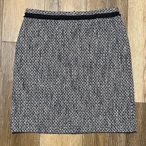 NWT Ann Taylor Black White Tweed Pencil Skirt 8 Classic Preppy Chic MSRP $109